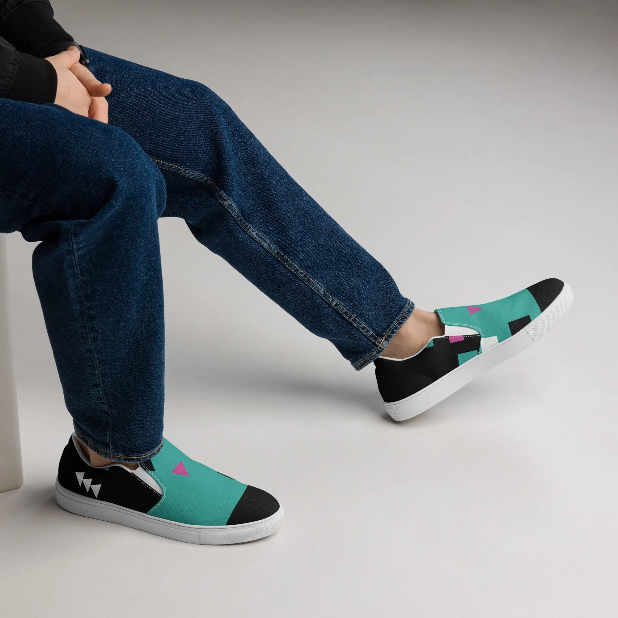 MISSING LINK Men’s Slip-On Canvas Shoes